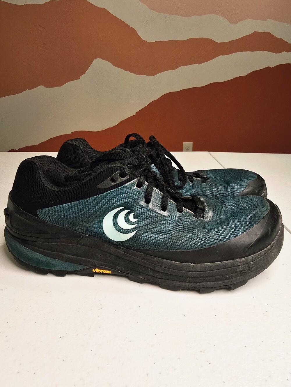 Topo Athletic Ultraventure Pro Trail Running Shoe  Green Teal Womens 7.5 Outdoor